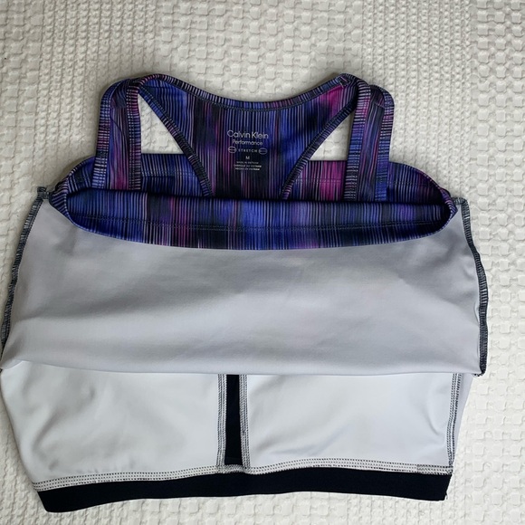 Calvin Klein Women’s Low Impact Crop Top Blur Movement Lotus Size Medium - Picture 3 of 6